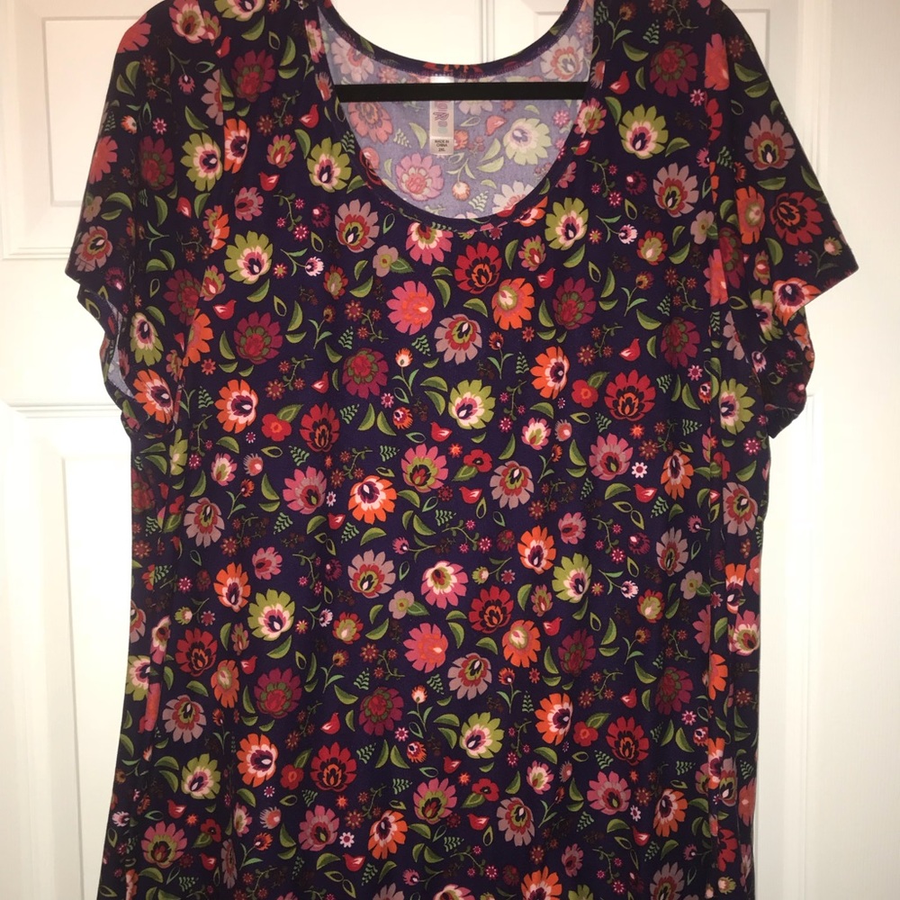 LuLaRoe Classic Tee